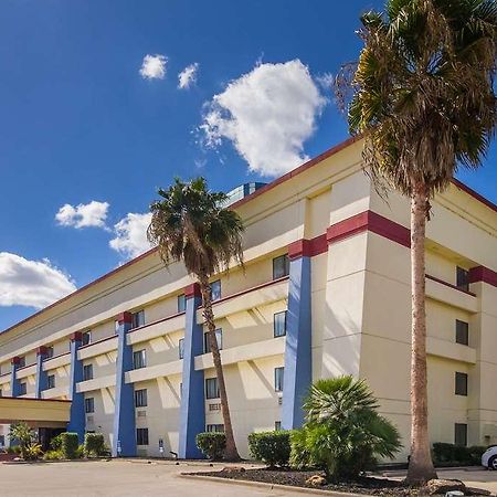 Rodeway Inn Houston North Greenspoint Dış mekan fotoğraf