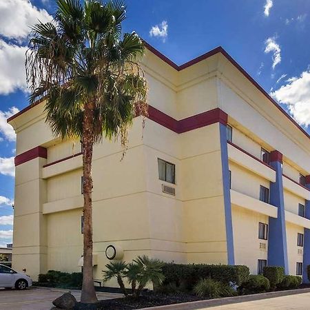 Rodeway Inn Houston North Greenspoint Dış mekan fotoğraf