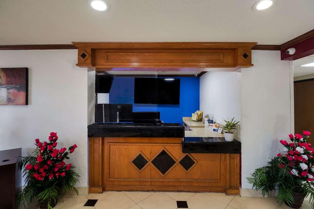 Rodeway Inn Houston North Greenspoint İç mekan fotoğraf