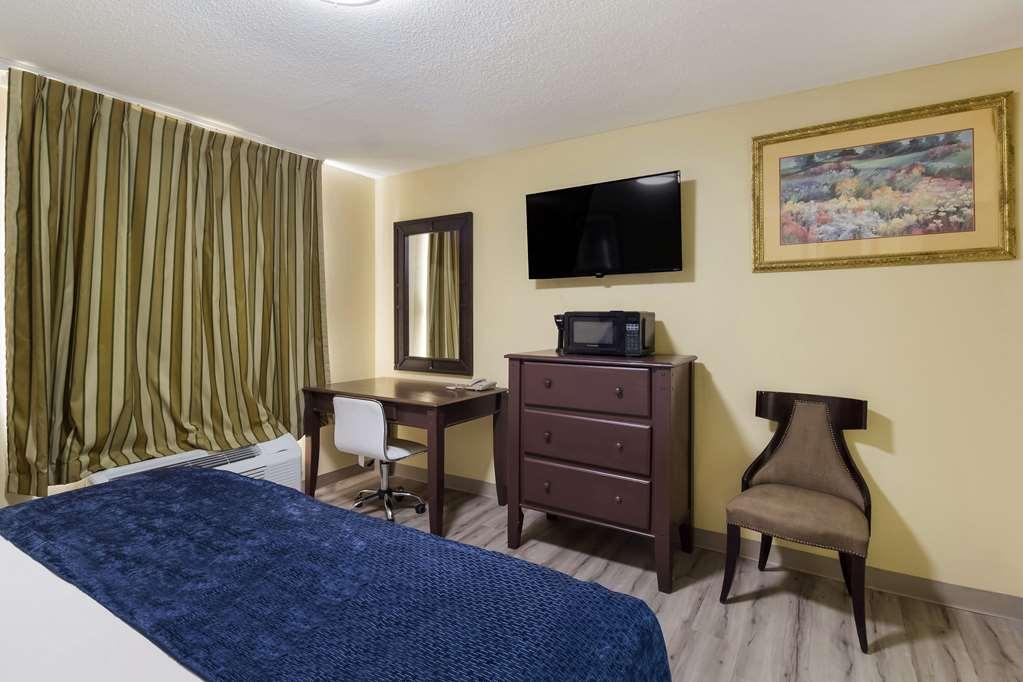 Rodeway Inn Houston North Greenspoint Oda fotoğraf