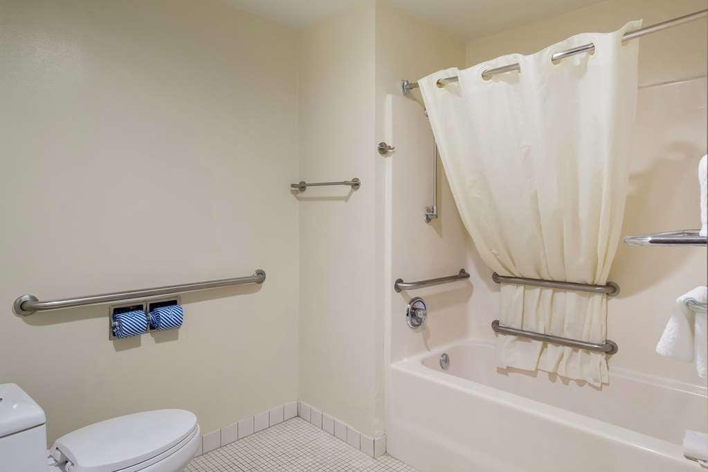 Rodeway Inn Houston North Greenspoint Oda fotoğraf